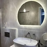 Apartamento Minimal Cream Pool-front In