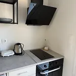 Apartamento Minimal Cream Pool-front In Páros
